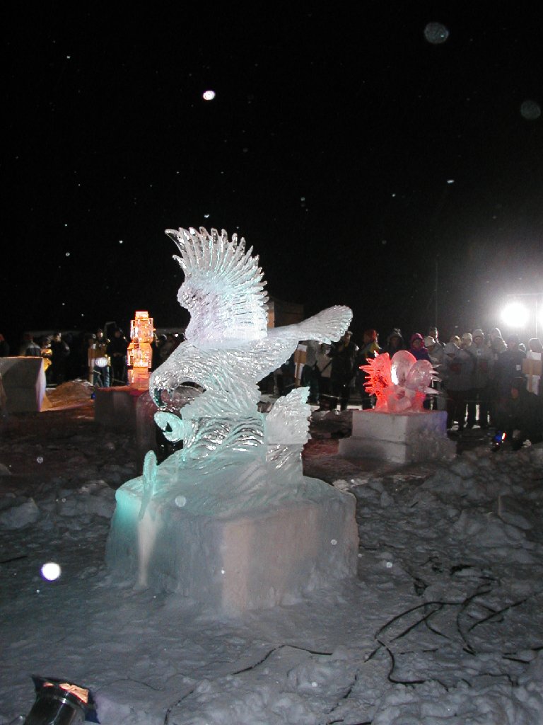 Statue de glace 2004 A.jpg
