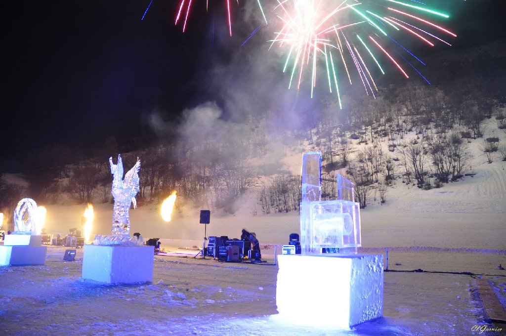 1101248 Sculptures sur glace.JPG - Sculptures sur glace