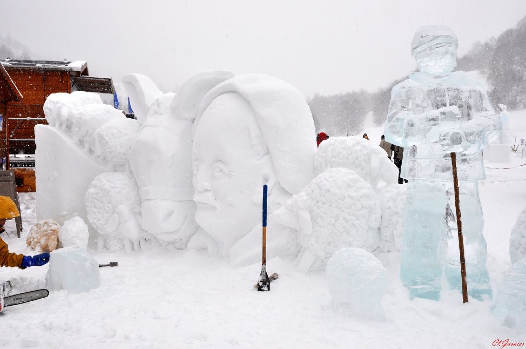 1201268 Sculpture sur glace - Valloire.JPG - Sculpture sur glace - Valloire 2012