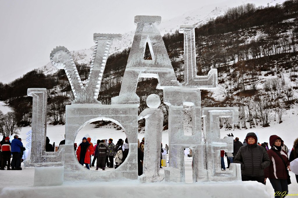 1501247_Ice_Totem.JPG - Sculpture sur Glace - Valloire 2015