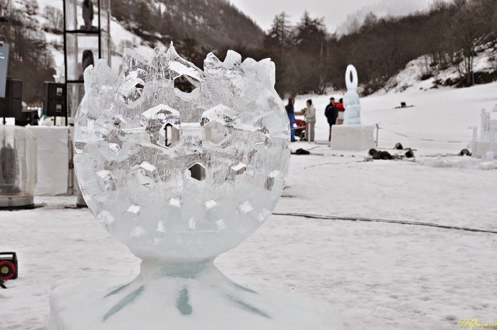 1501259_Le_Retour_de_la_Comete.JPG - Le Retour de la Comte - Sculpture sur Glace - Valloire 2015