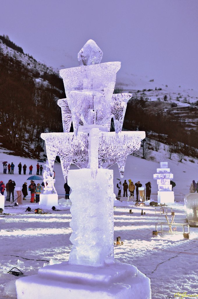 1501290_Ice_Totem.JPG - Ice Totem - Sculpture sur Glace - Valloire 2015