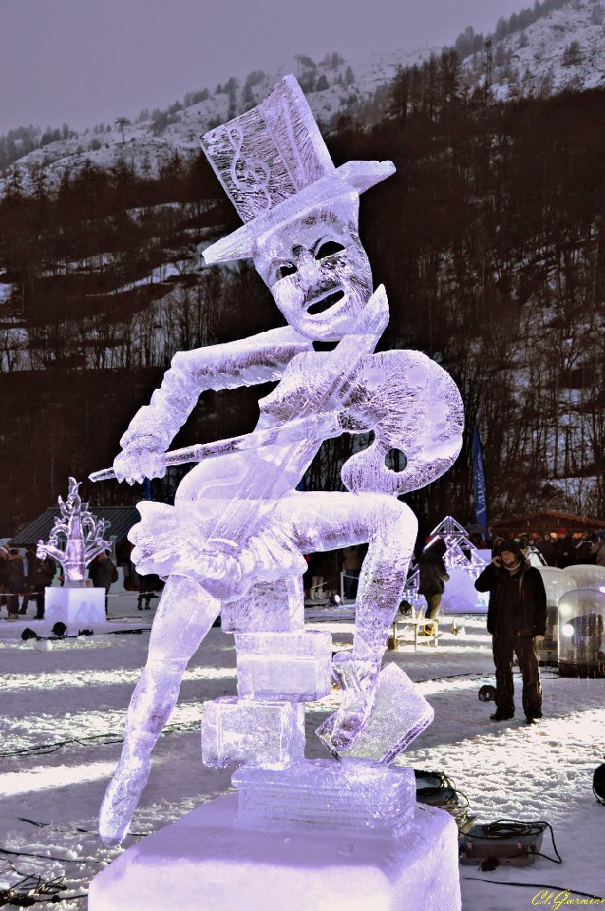 1501296_L-Art.JPG - L'Art - Sculpture sur Glace - Valloire 2015