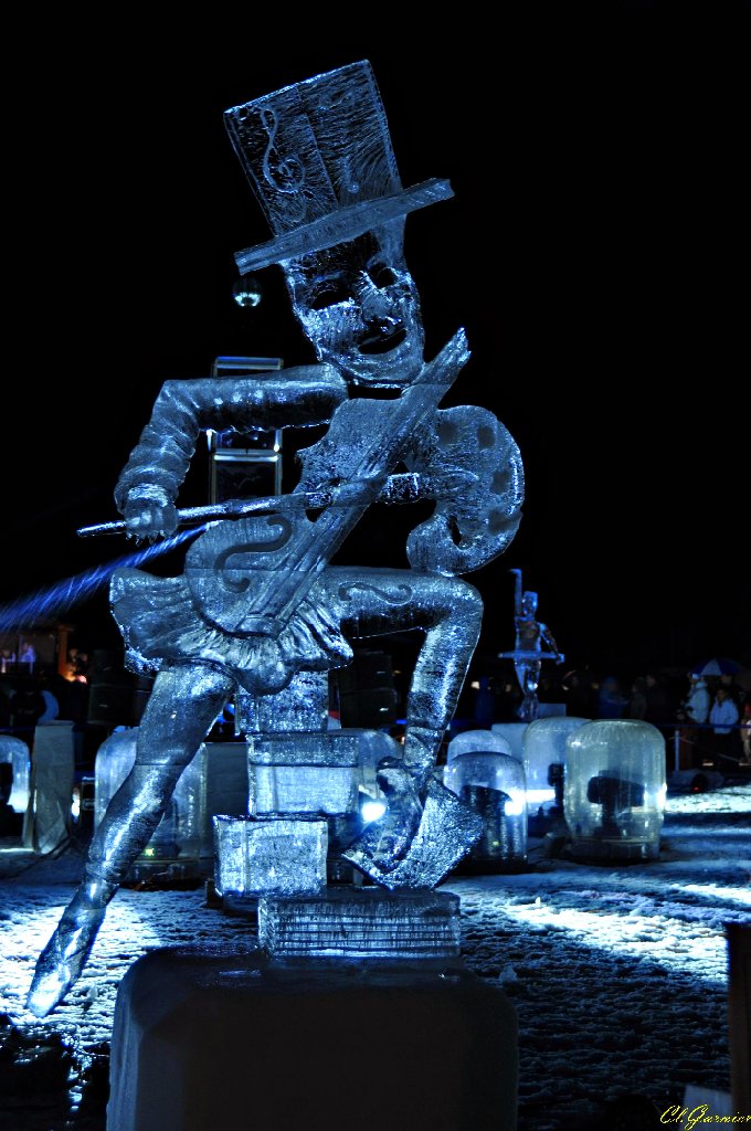 1501301_L-Art.JPG - L'Art - Sculpture sur Glace - Valloire 2015