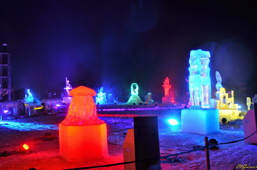 1501304_Meduse.JPG - Mduse - Sculpture sur Glace - Valloire 2015