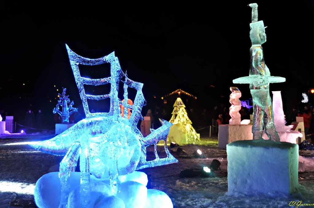 1501341_Le_Cryopode.JPG - Le Cryopode - Sculpture sur Glace - Valloire 2015