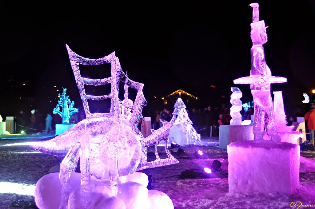 1501342_Le_Cryopode.JPG - Le Cryopode - Sculpture sur Glace - Valloire 2015