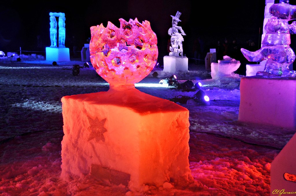 1501359_Le_Retour_de_la_Comete.JPG - Le Retour de la Comte - Sculpture sur Glace - Valloire 2015