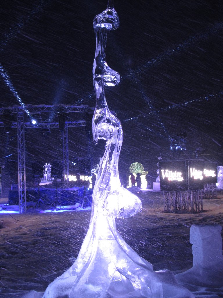 Cascade-de-Glace-Hugues-Gramont.JPG