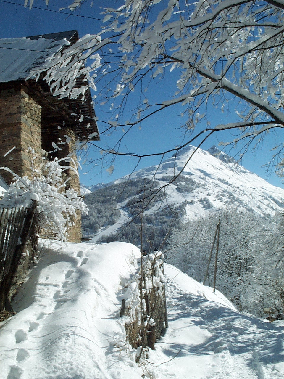 M01-chalet-de-point-ravier-de-corinne-vallin.jpg