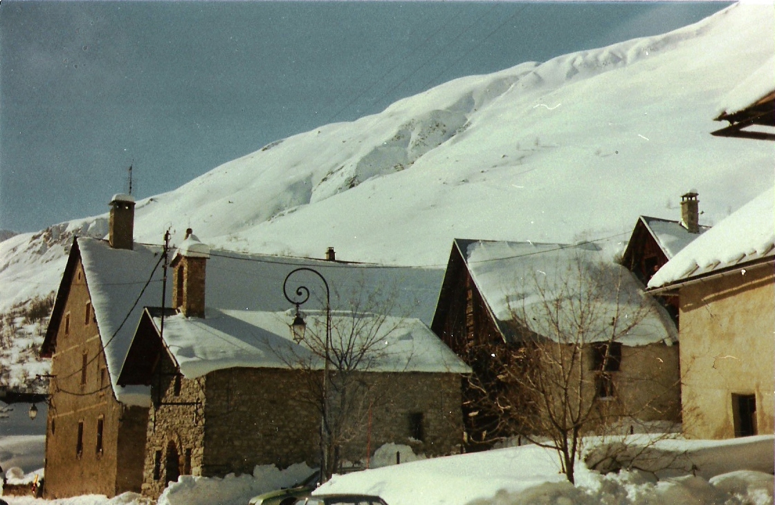 M25-le-hameau-des-verneys-de-laurent-anselme.jpg