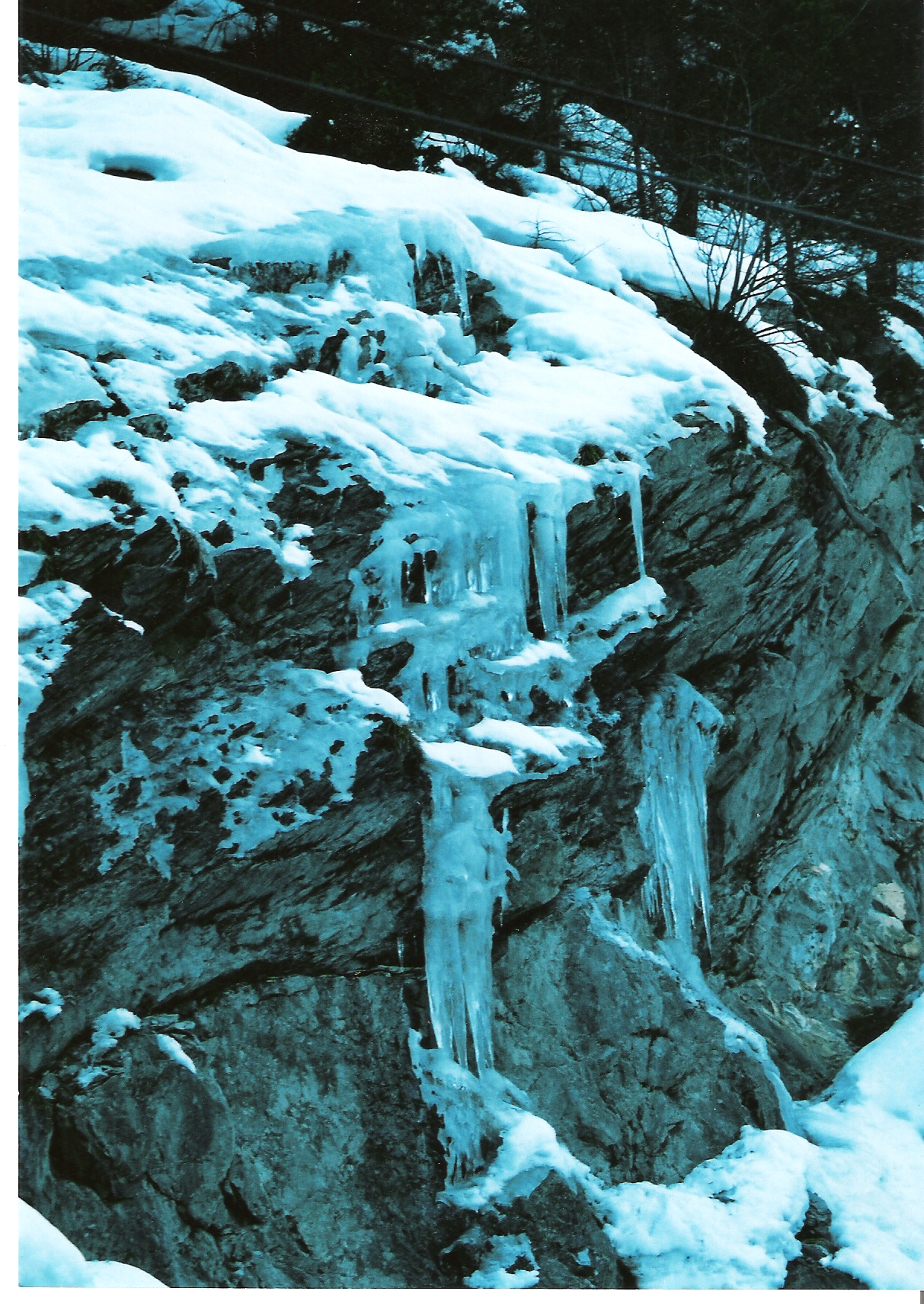 TE06-cascade-de-glace-de-chantal-chaume.jpg
