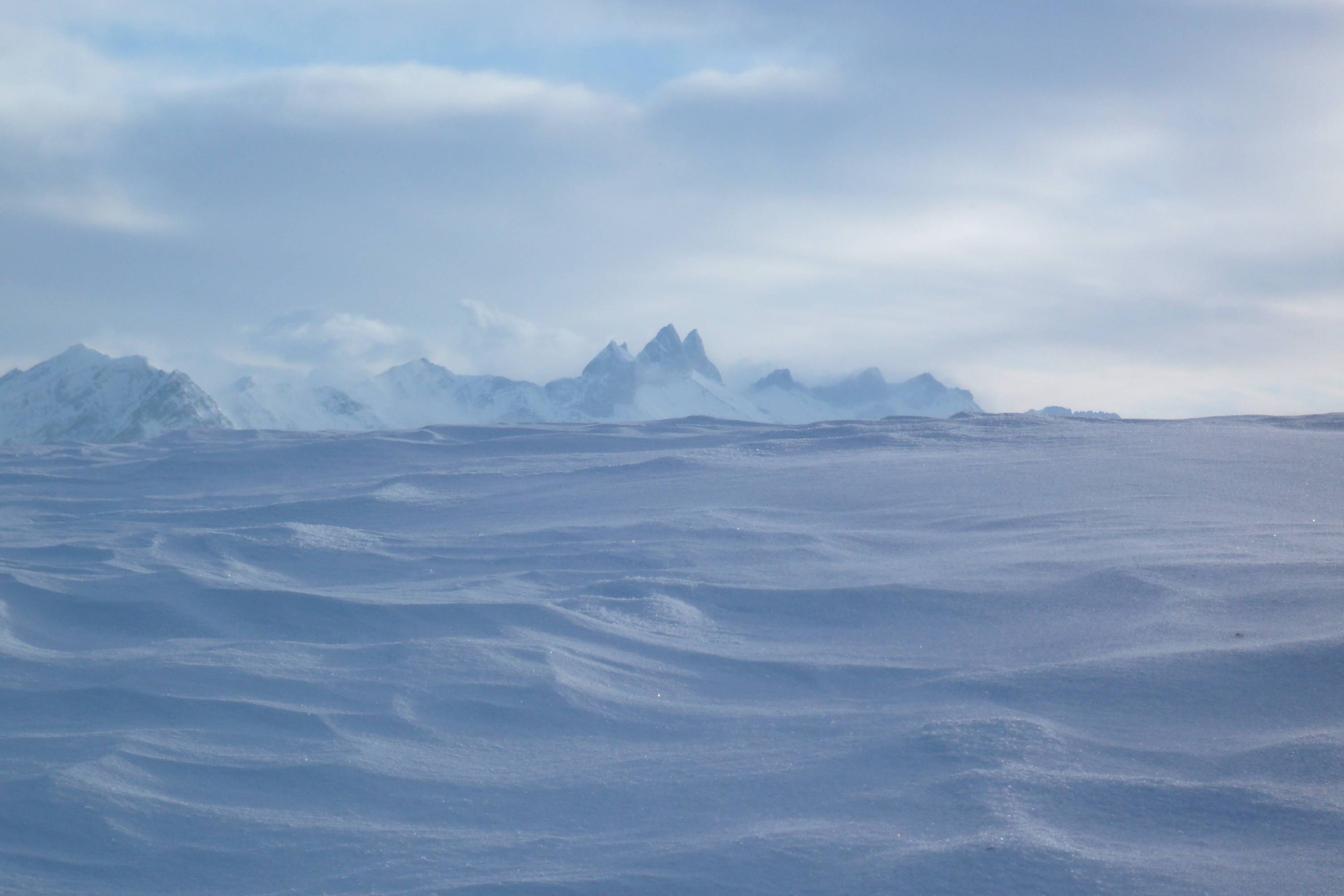 M10-Aiguilles-d-arves-l-envers-croix-de-la-chal-de-Sylvie-Gallioz.jpg