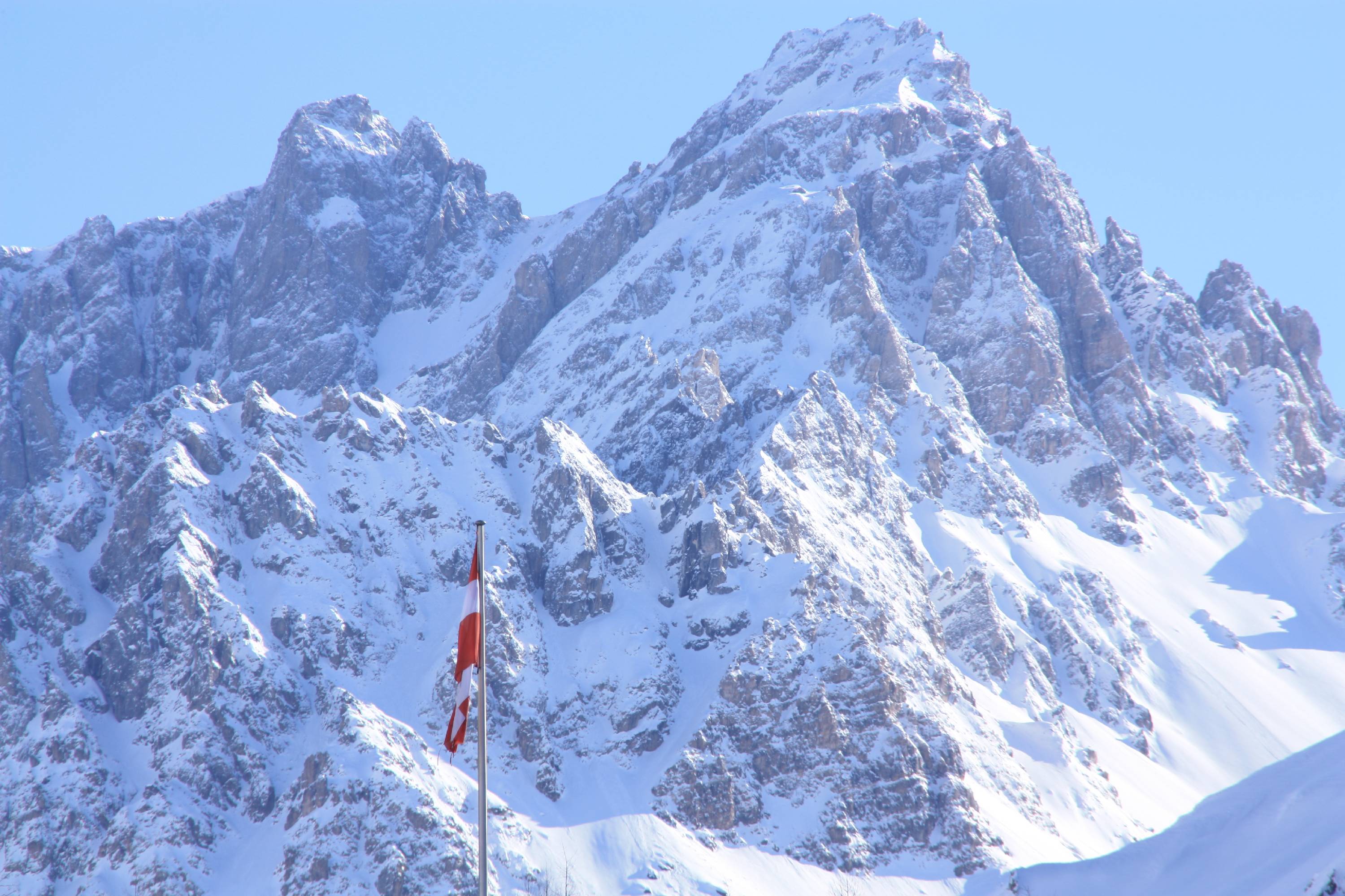 M16-Grand-Galibier-de-Virgine-Michelland.jpg