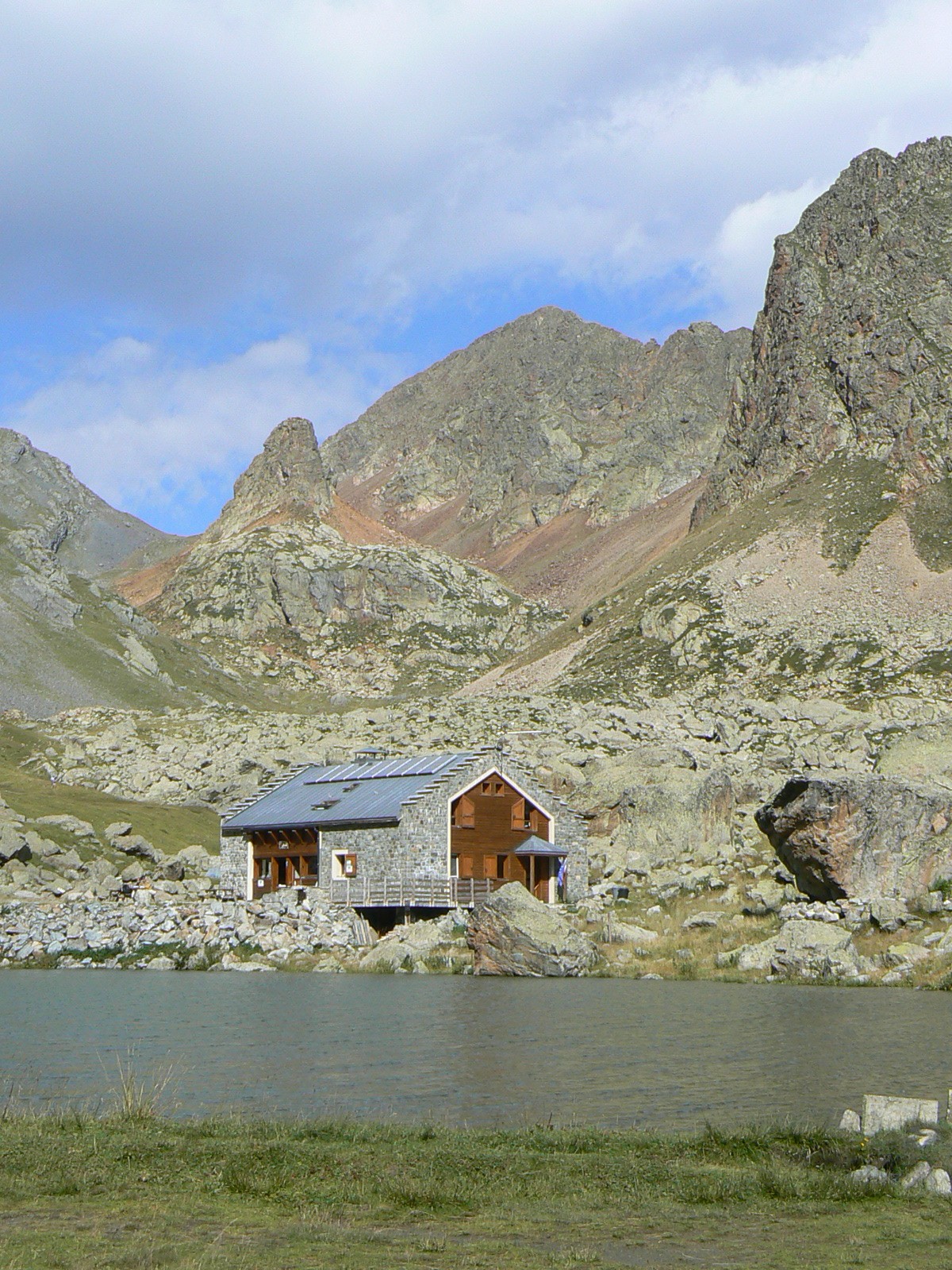 R03-Ecrins-Refuge-de-Vallonpierre-de-Helene-Michaud.JPG