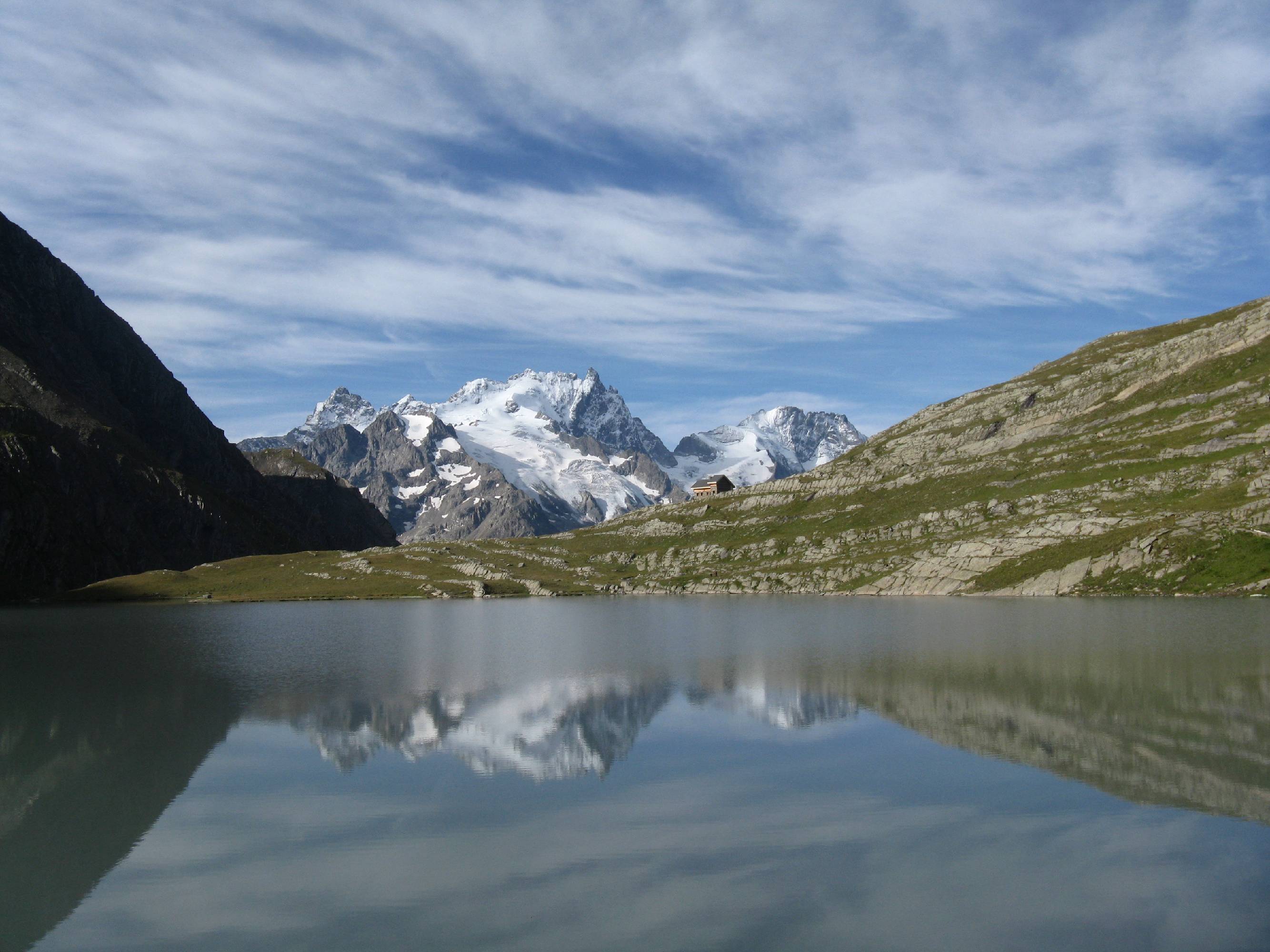 R06-Ecrins-refuge-du-Goleon-de-r-de-portere.jpg