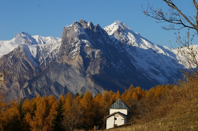 AM03-GR1-Chapelle-des-Trois-Croix-Automne-de-Catherine-Marchand.JPG