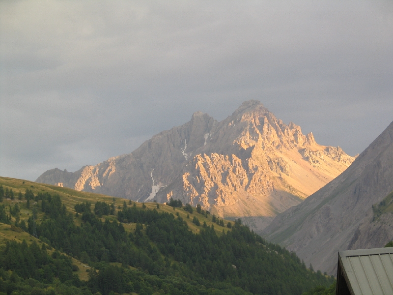 AM10-GR4-galibier-ete--de-Gerard-Garino.JPG