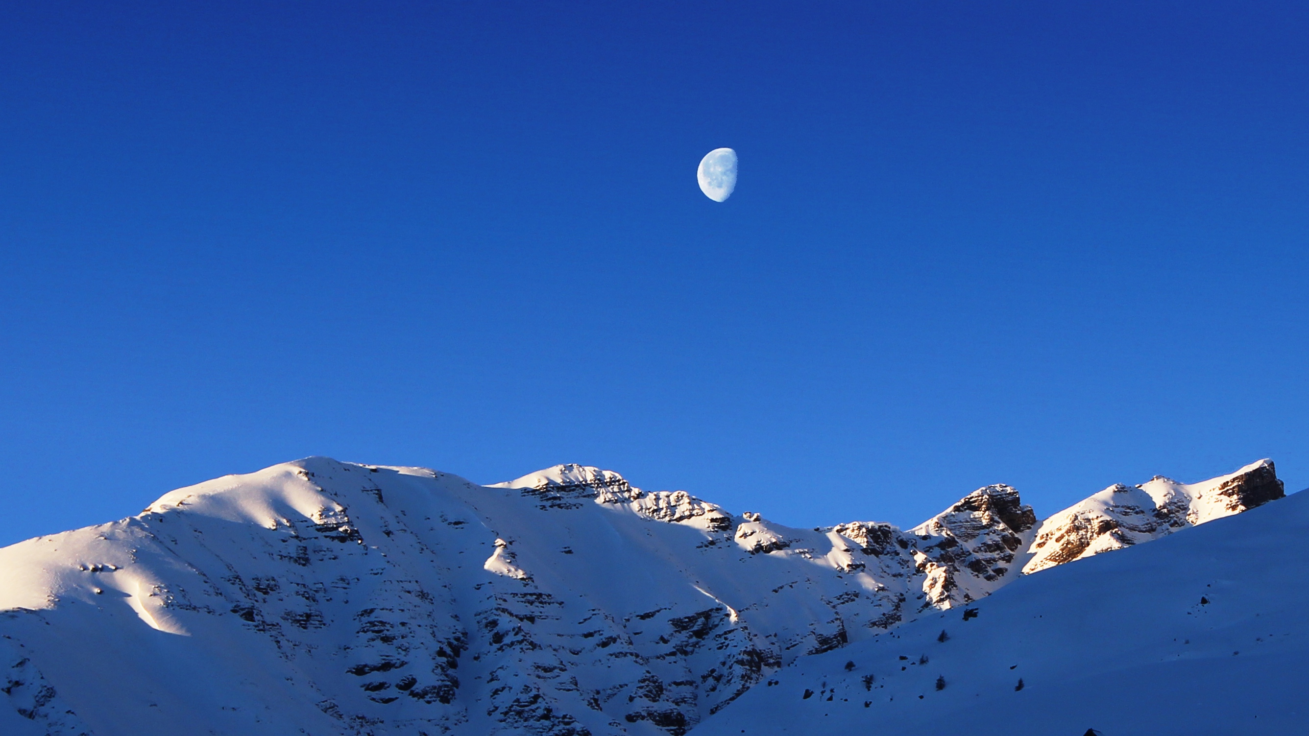CSL01-Lever-de-Soleil-au-dessus-de-Valloire-de-Serge-Pigot.JPG