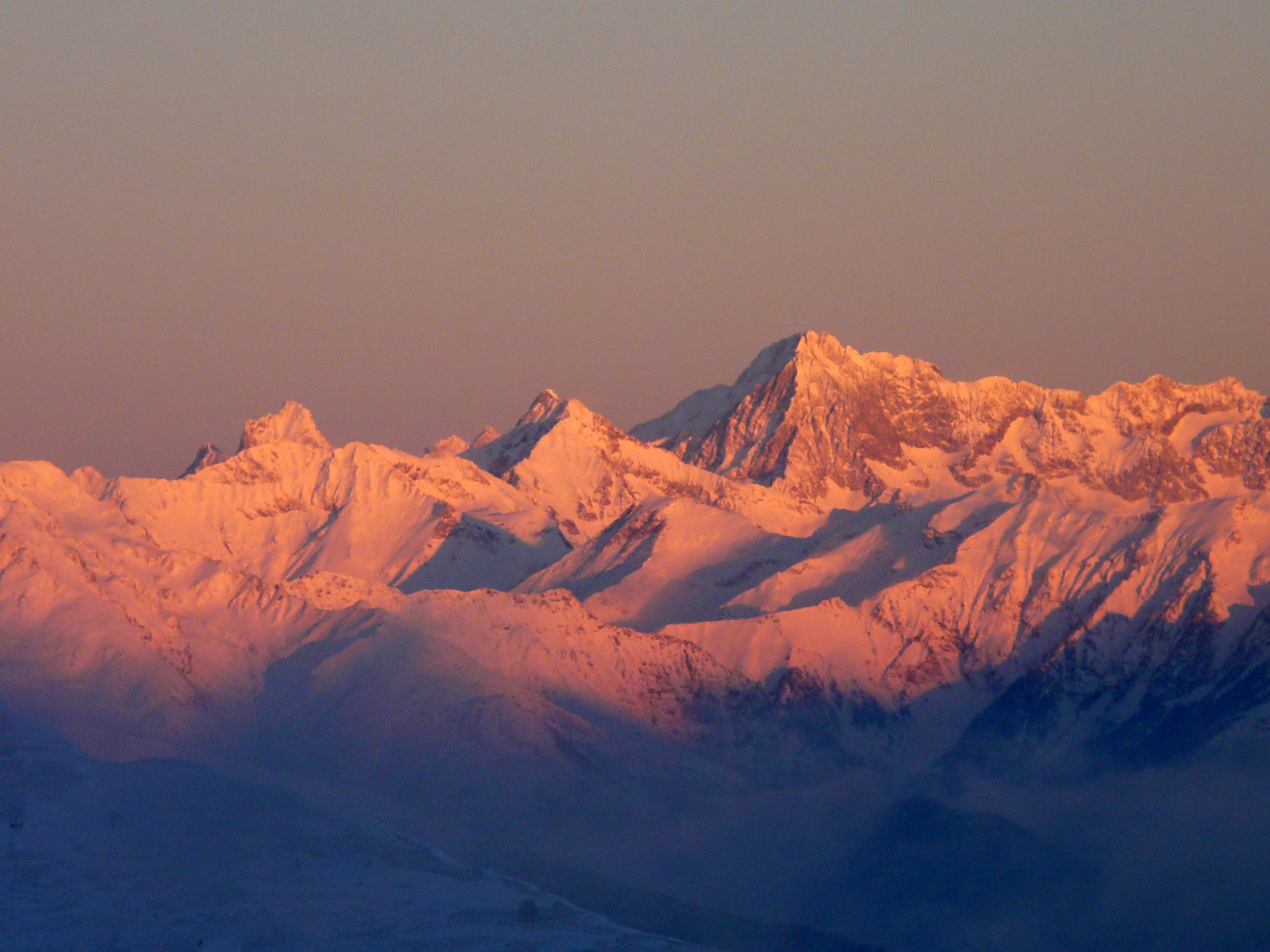 CSL07-Coucher-de-soleil-sur-sur-les-Ecrins-depuis -le-Vercors.JPG