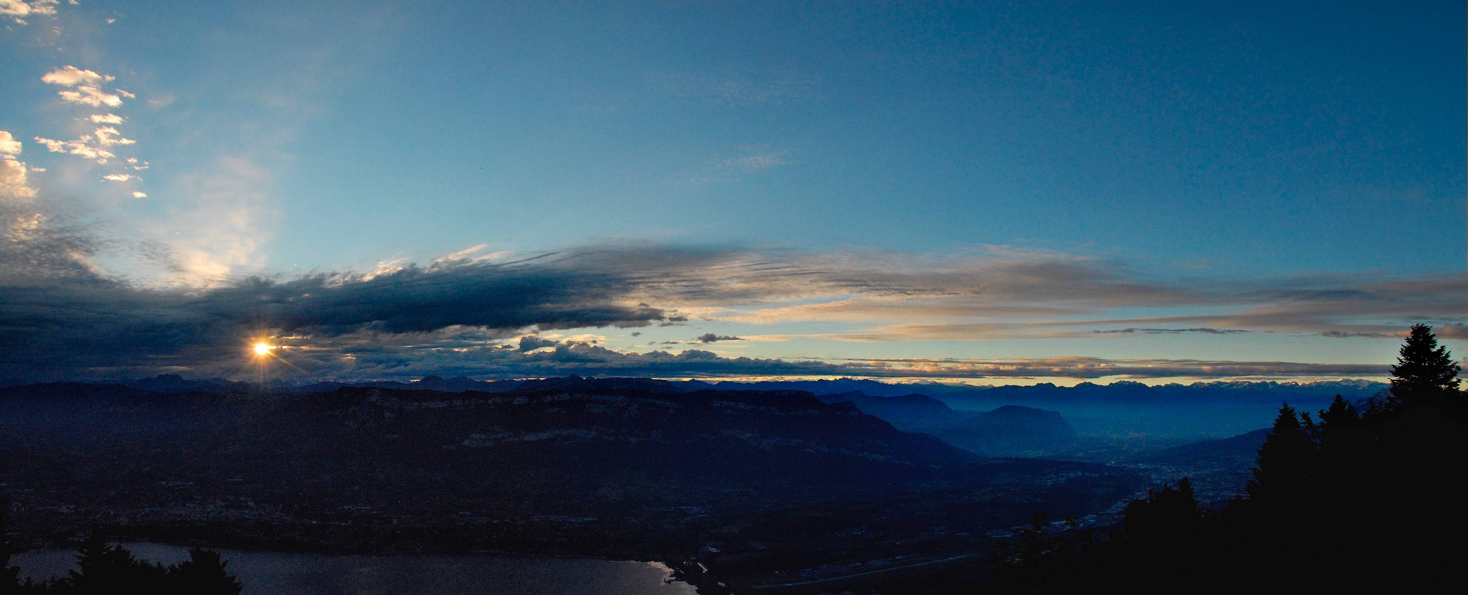 CSL14-Lever-de-soleil-sur-les-Alpes-de-Bernard-Gaudet-Traffy.JPG