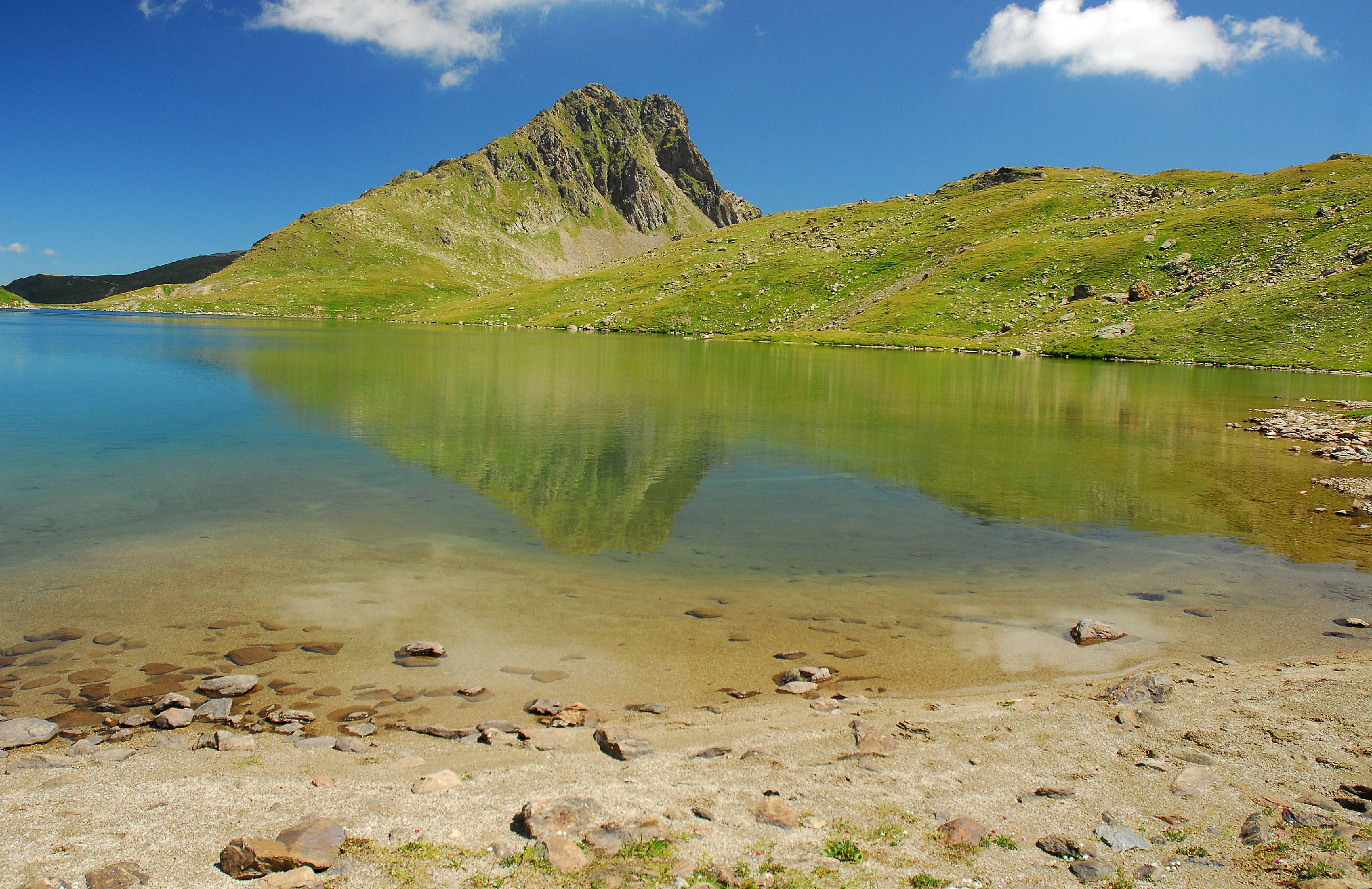 RF13-Lac blanc-Col-du-Glandon-de-G-Parigot.JPG