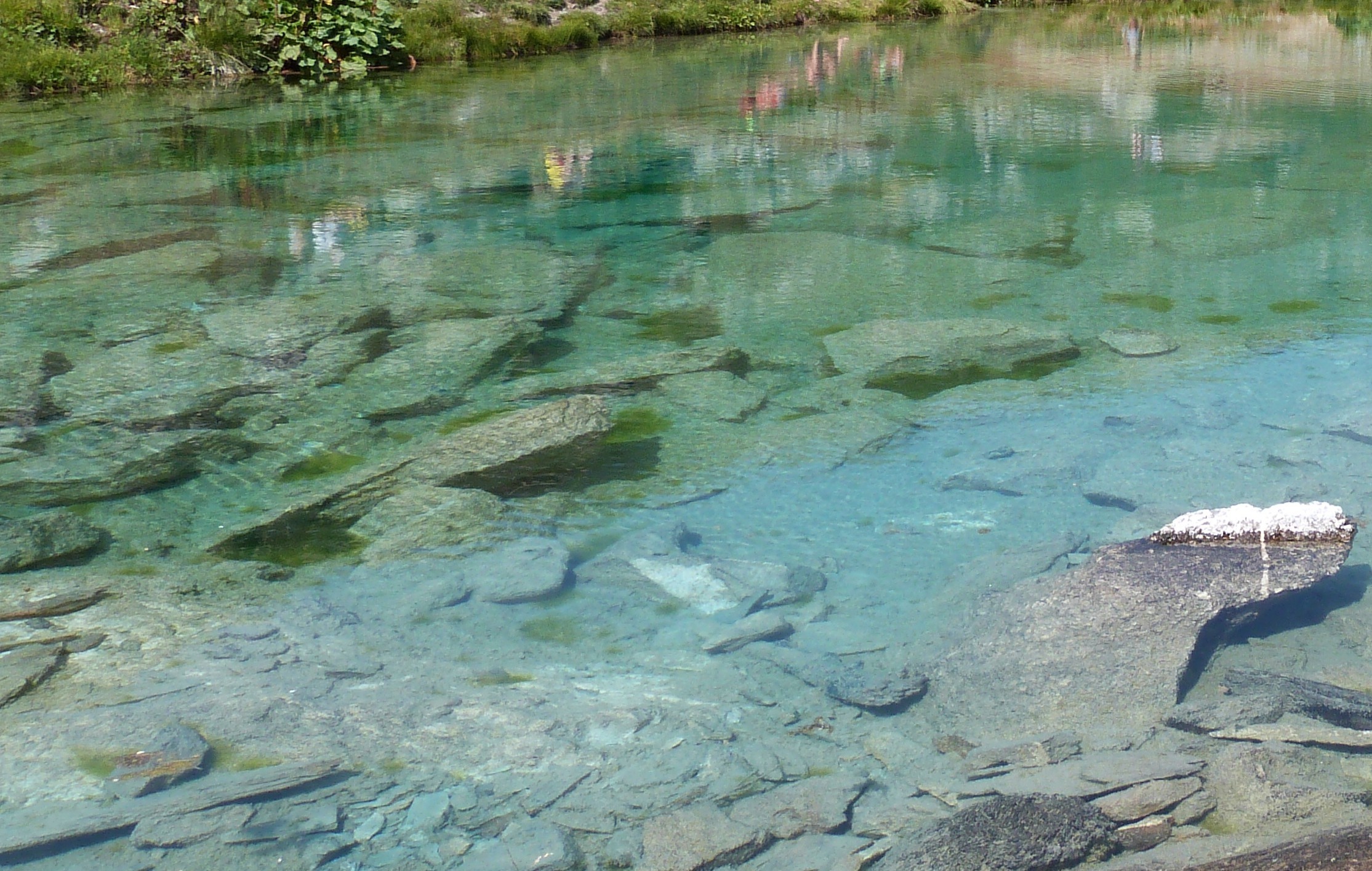 RF45-Reflets-Aoutiens-Lac-vert-Valemeinier-de-Jean-Chapgier .JPG