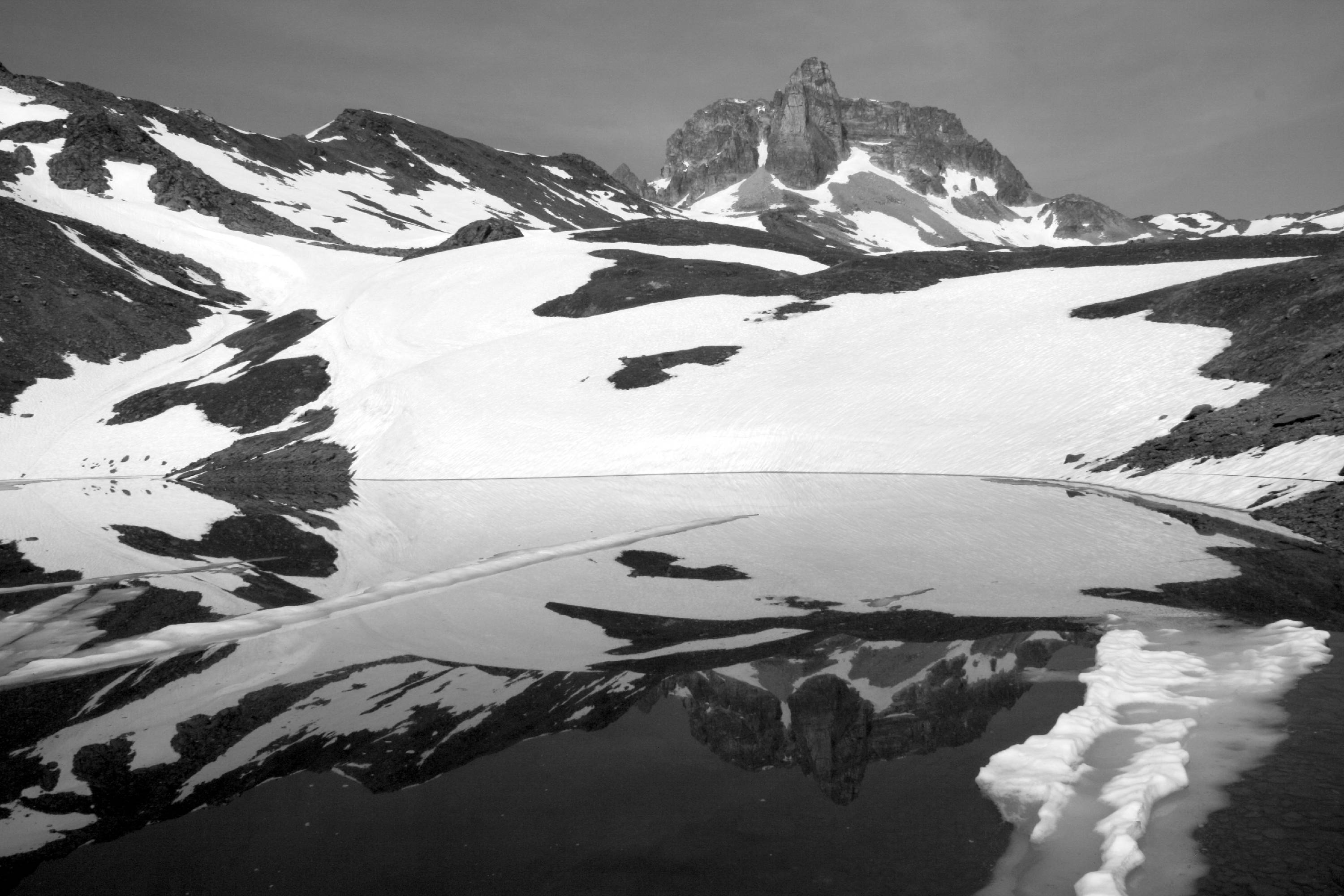 MTNB03-Lacs-Sainte-Marguerite-et-Mont-Thabor-Cerces-de-Gilles-Favre.jpg