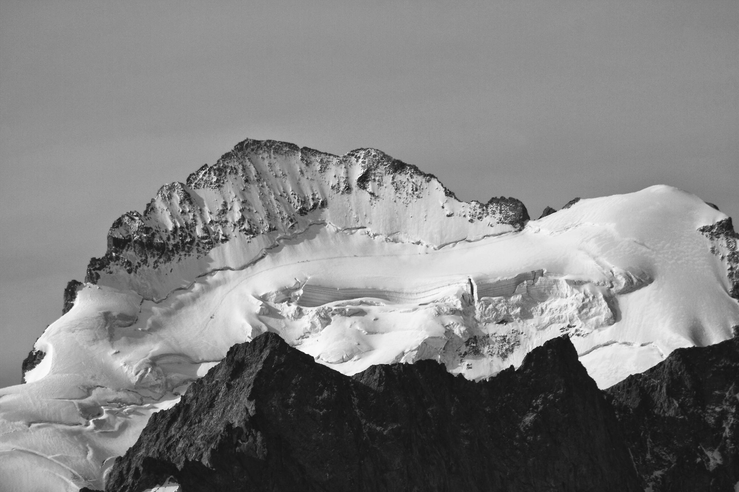 CA14-La-barre-des-ecrins-depuis-le-col-du-Galibier-de-Michel-Meyer.jpg