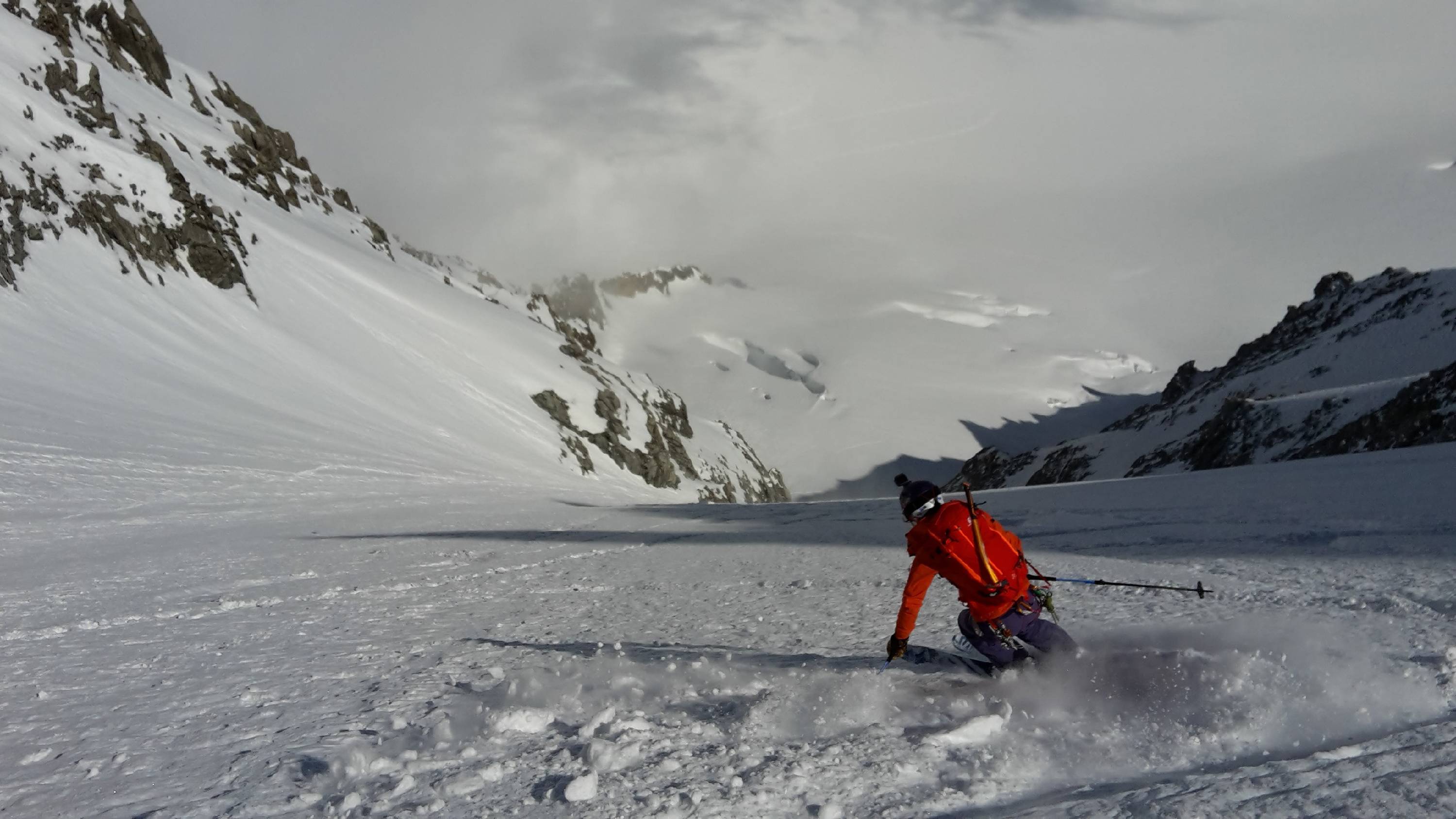 CA24-Descente-Face-Nord-Aiguille-Argentiere-de-Pol-Decelle.jpg