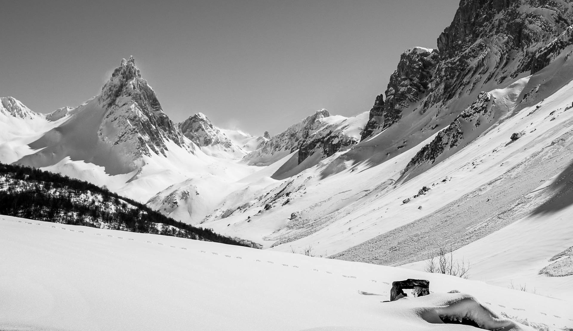 CA26-Vallee-Aiguille-Noire-de-Eric-Lefebvre.jpg