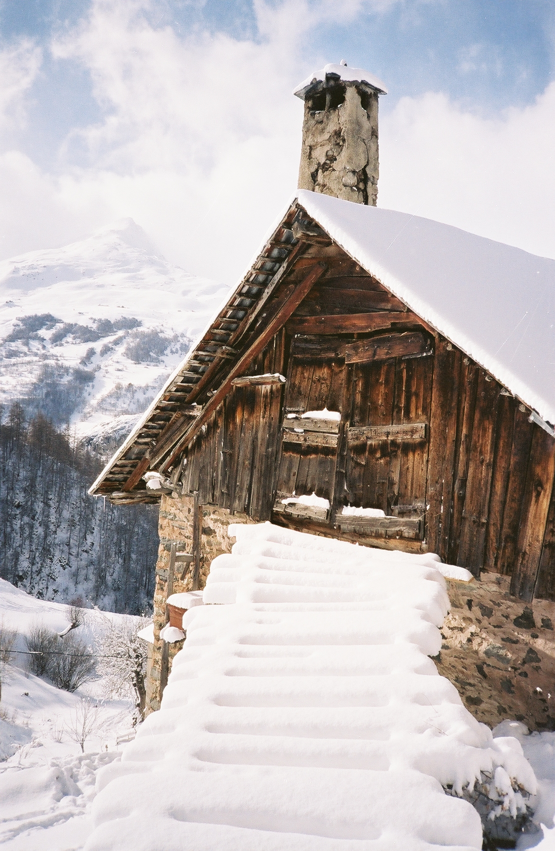 PNS02-acces-partie-haute-grange-Valloire-de-Francois-Murat.jpg