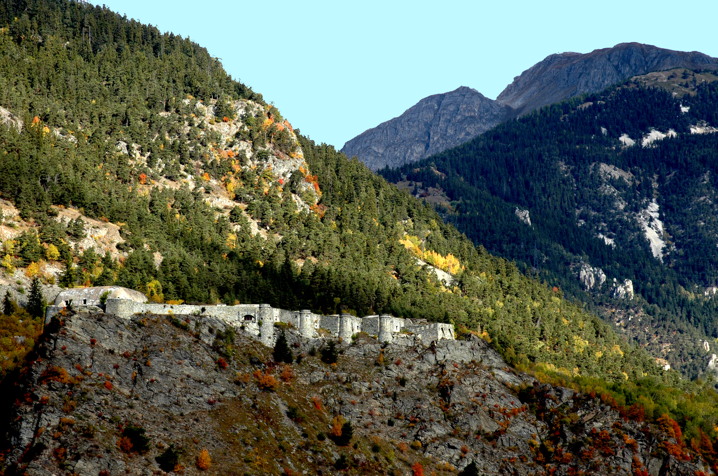 PNS24-Fort du Replaton-pour -surveiller-tunnel-contre-triple-alliance-Allemagne-Autriche-Hongrie-Italie-de-Gerard-Augert .jpg