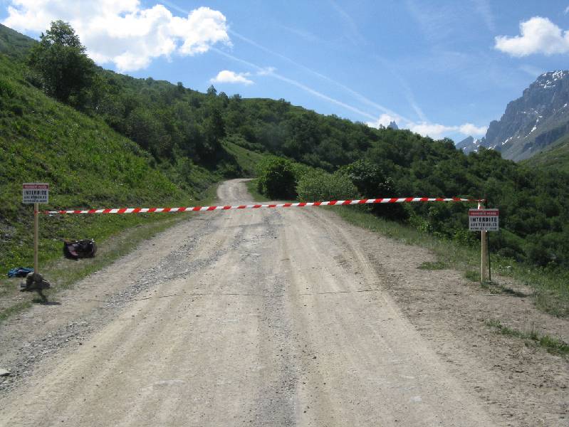 D-parcelles-interdites-bornees-par-les-associations.JPG.JPG