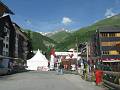 2-Les-stands-installes-avenue-des-arts